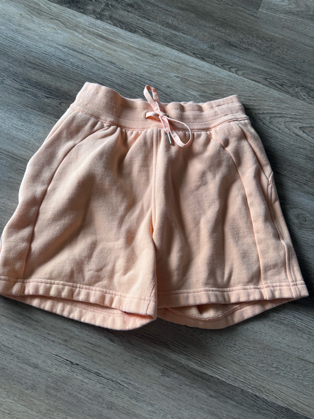 lululemon scuba high rise 5” inseam